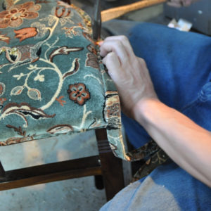 椅子張り替え　リフォーム　布張り　ダイニングチェア