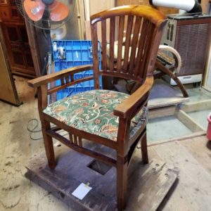 トリプルアーム改造　アームチェア　アーム改造　座面張替